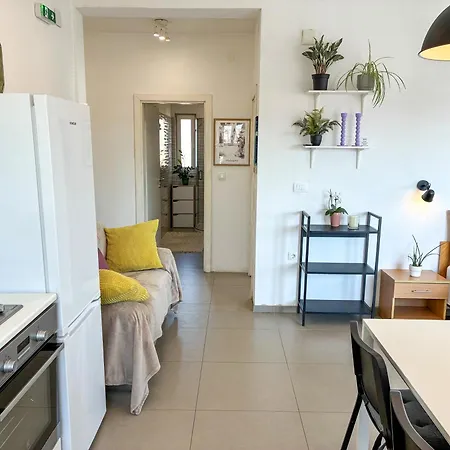 Whitehouse Sky - Close To With Restaurant דירה ברודאריצה