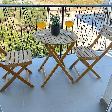 Apartman Whitehouse Sky - Close To With Restaurant *