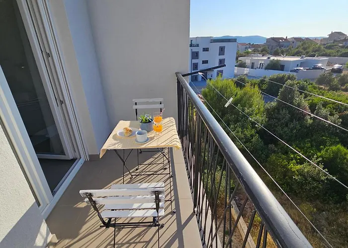 Near The For 4 Apartman *