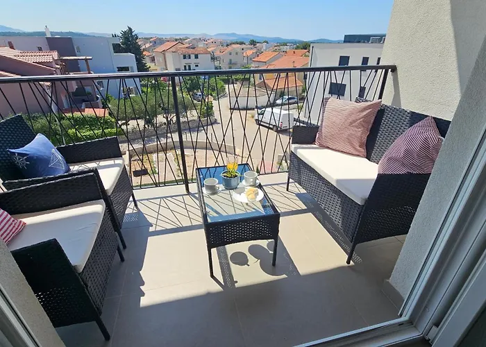 Brodarica Apartments Sky Close To Beach With Restaurant Brodarica