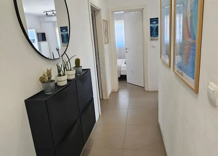 Brodarica Apartments Sky Close To Beach With Restaurant