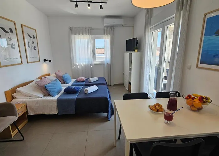 Near The For 4 Apartman *