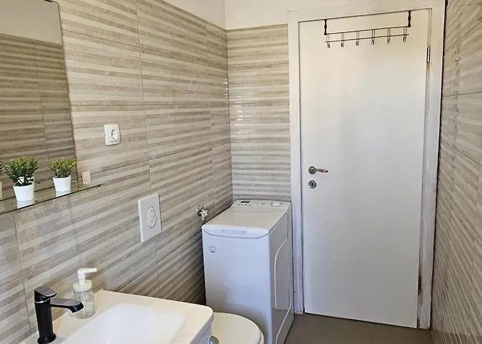 Appartement Near The For 4 *